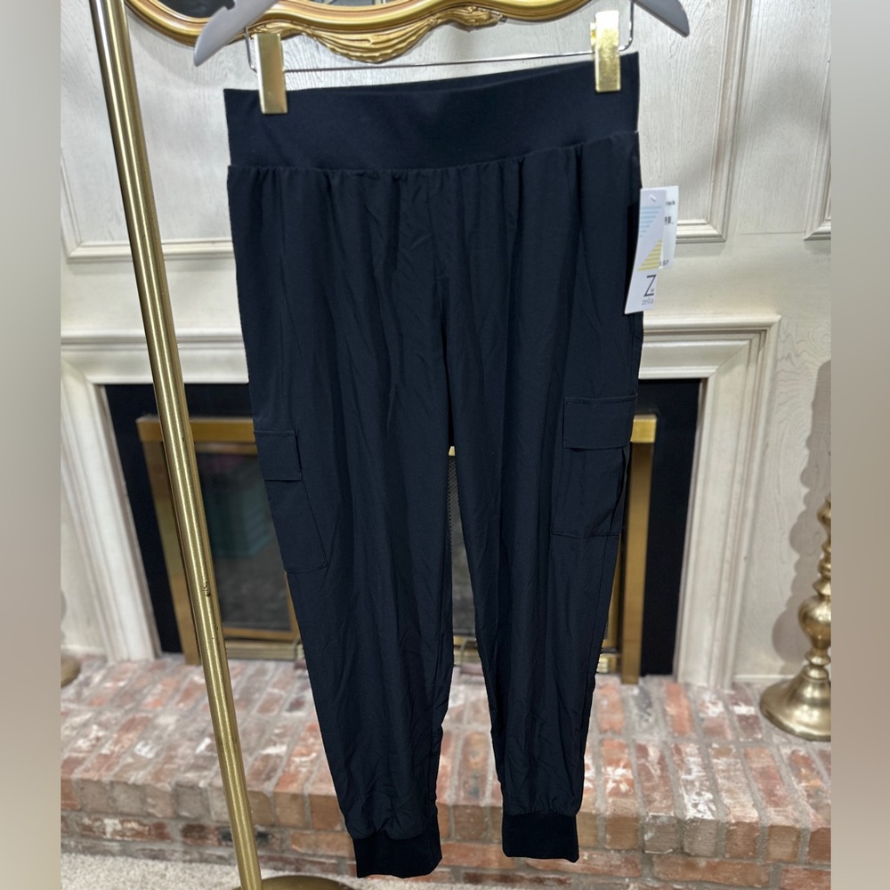 Z by Zella Cargo Jogger Pants Black S NWT | Lightweight Travel Athleisure